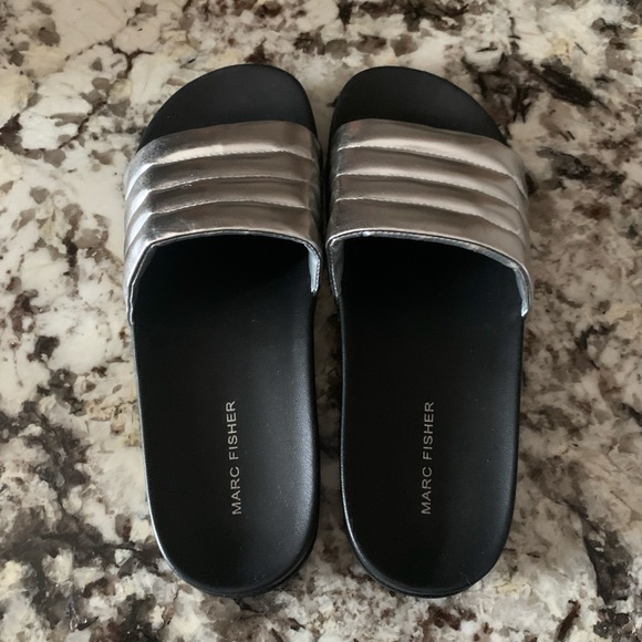 NEW Marc Fisher Metallic Silver Slides - Picture 5 of 8
